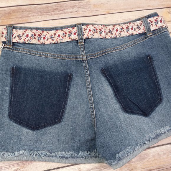 Lauren Conrad Size 9 Patchwork Cut Offs Destroyed Denim Jean Shorts - Picture 8 of 8